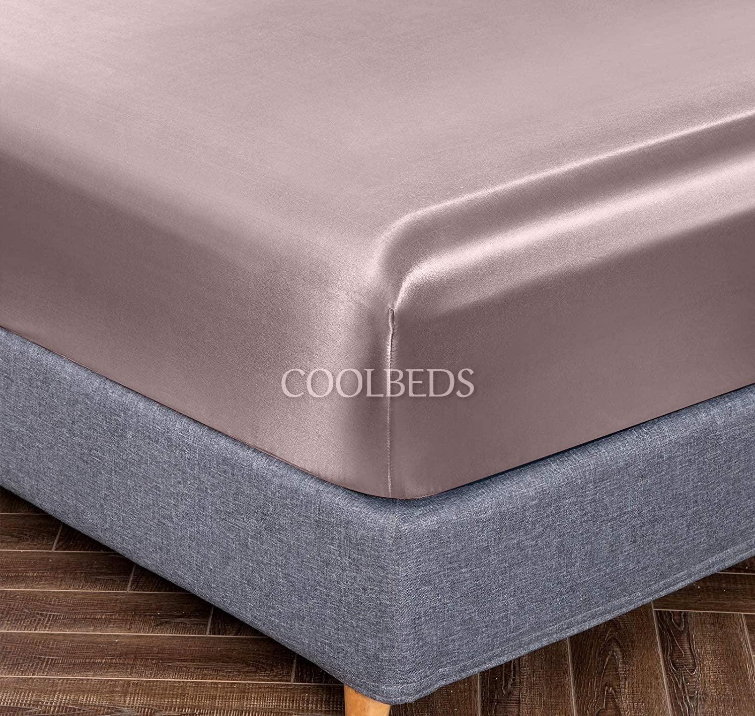 Silky Blanket with 2 Pillow Covers - Image 14
