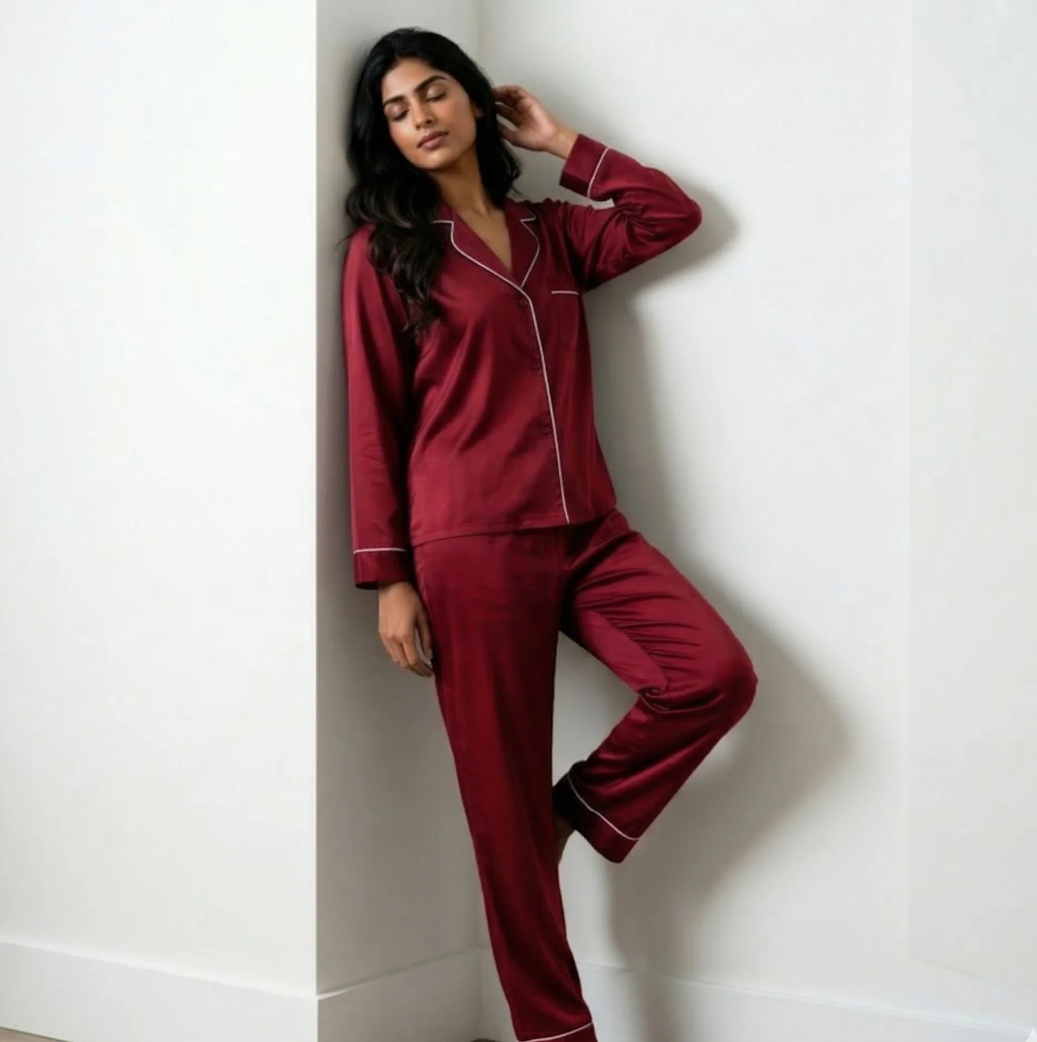 Silky Pyjamas Set - Image 25