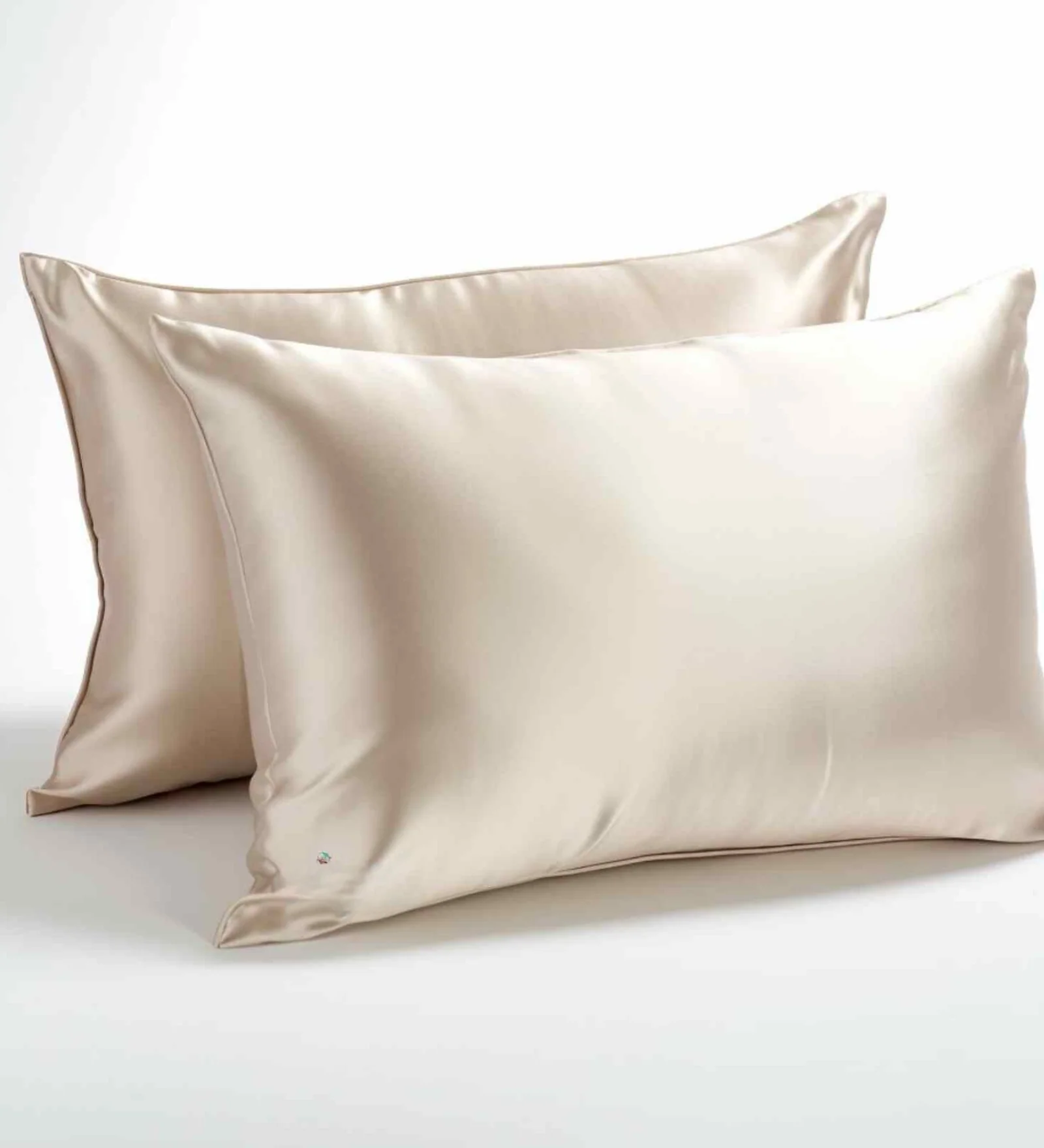 Silky Robe and Pillowcover Bundle - Image 86